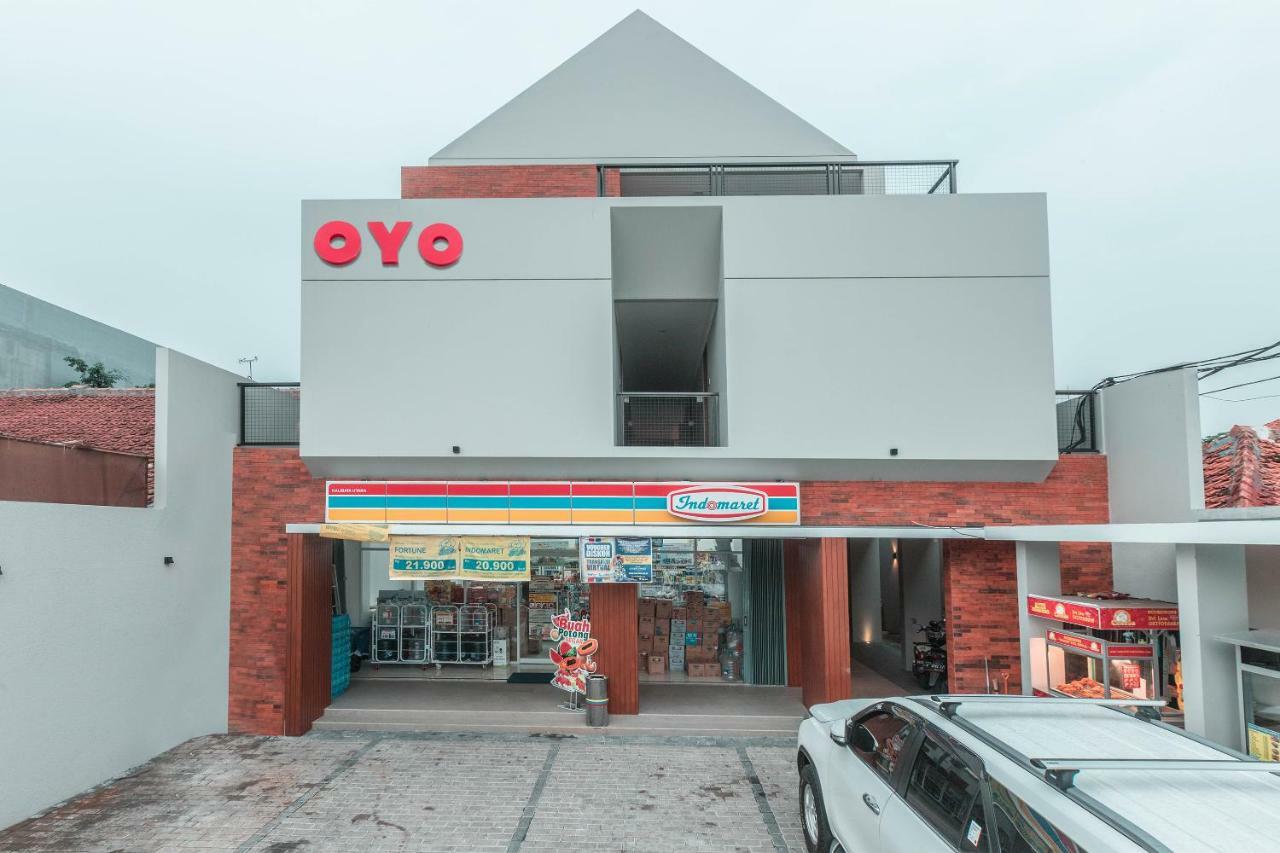 Oyo 780 Acg House Kalibata Syariah Hotel Jacarta Exterior foto